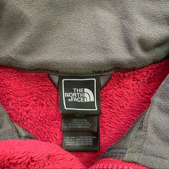 Pink fuzzy Northface - Picture 3 of 5